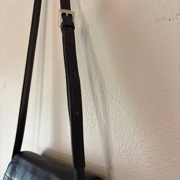 ✨Worthington Black Crossbody Purse | Card Slots & Zip Pockets✨ - Picture 8 of 12